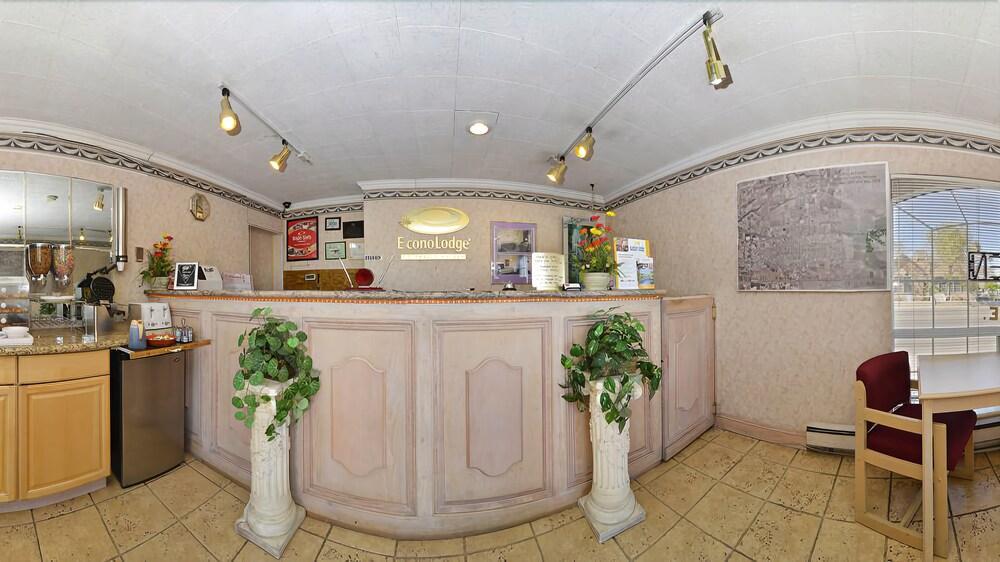 Econo Lodge Fallon Naval Air Station Area Екстер'єр фото
