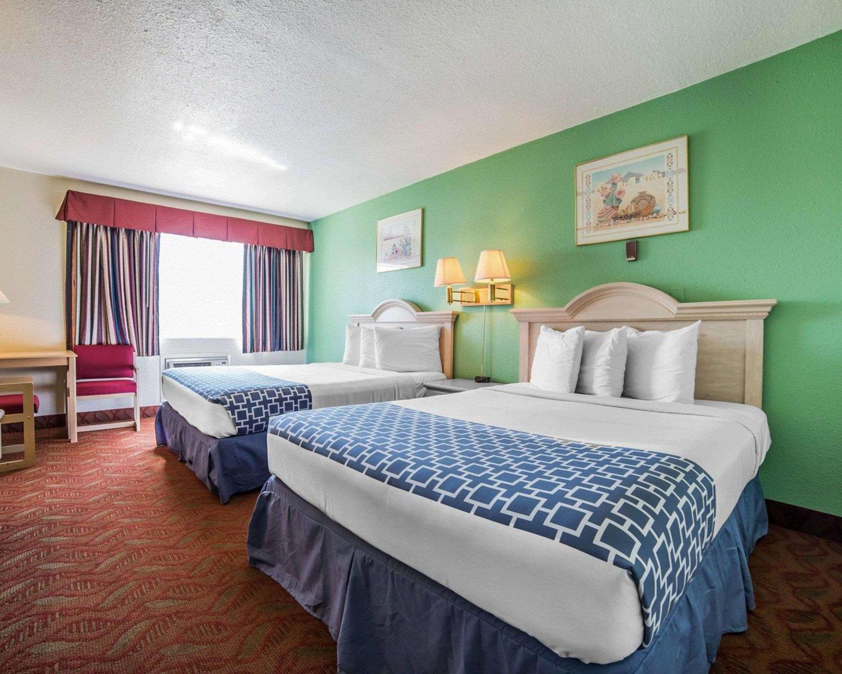 Econo Lodge Fallon Naval Air Station Area Екстер'єр фото