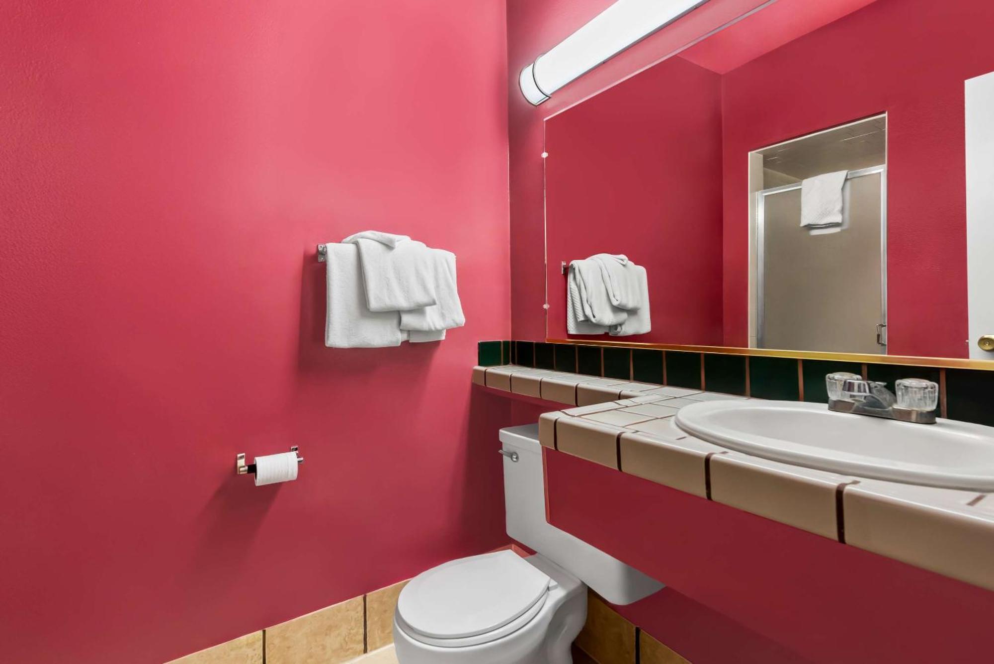 Econo Lodge Fallon Naval Air Station Area Екстер'єр фото